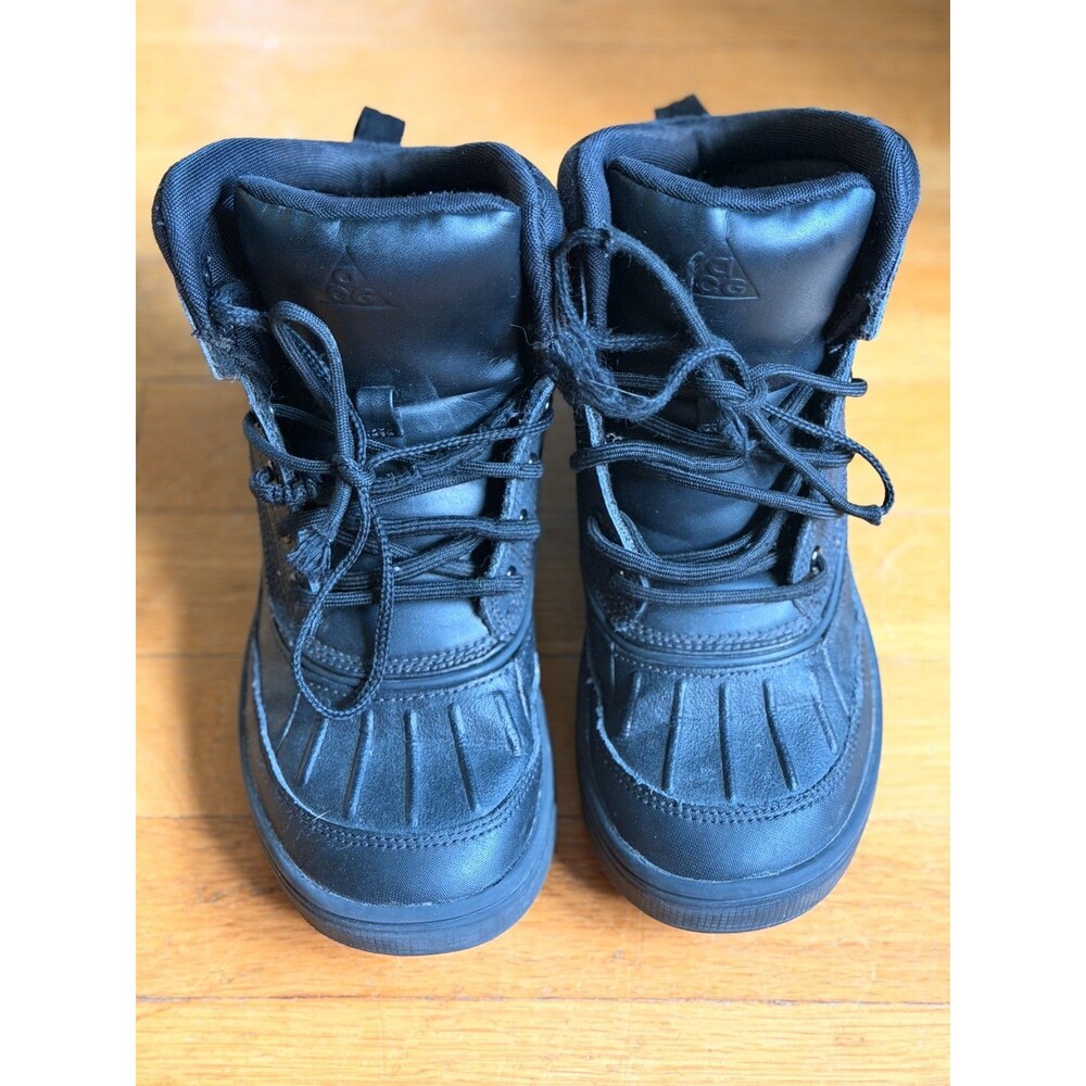 Nike ACG Woodside 2 High "Triple Black" Waterproof Duck Boots 524872-004